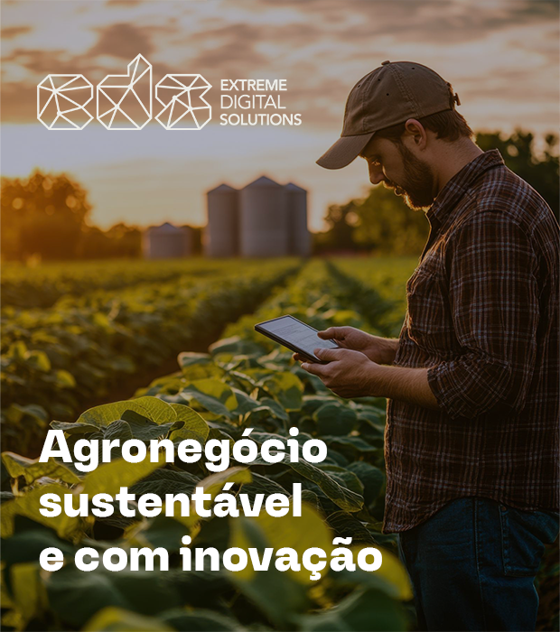 Equipe trabalhando com notebook